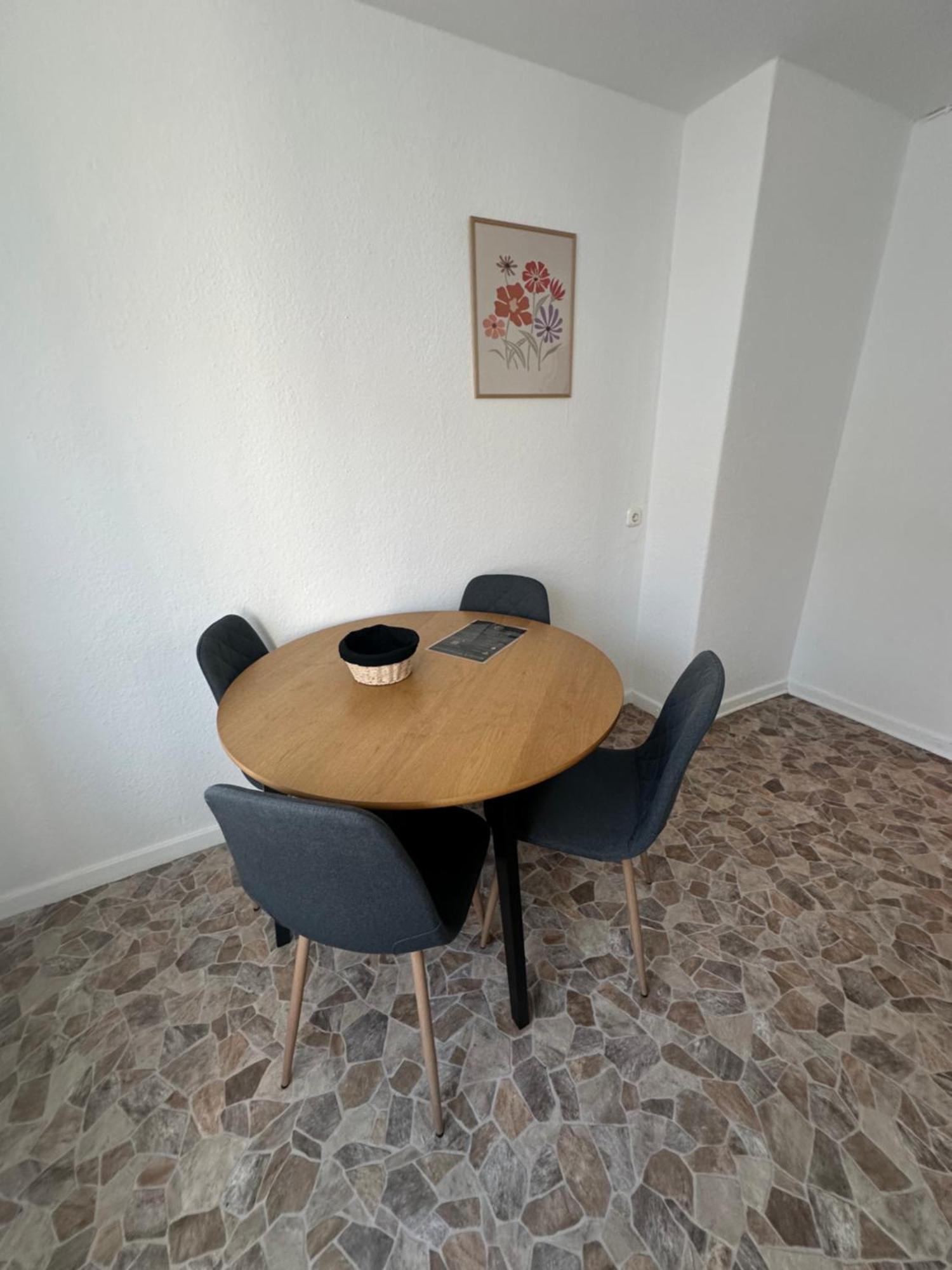 Doppelbett Vahrenwald-list Appartement *